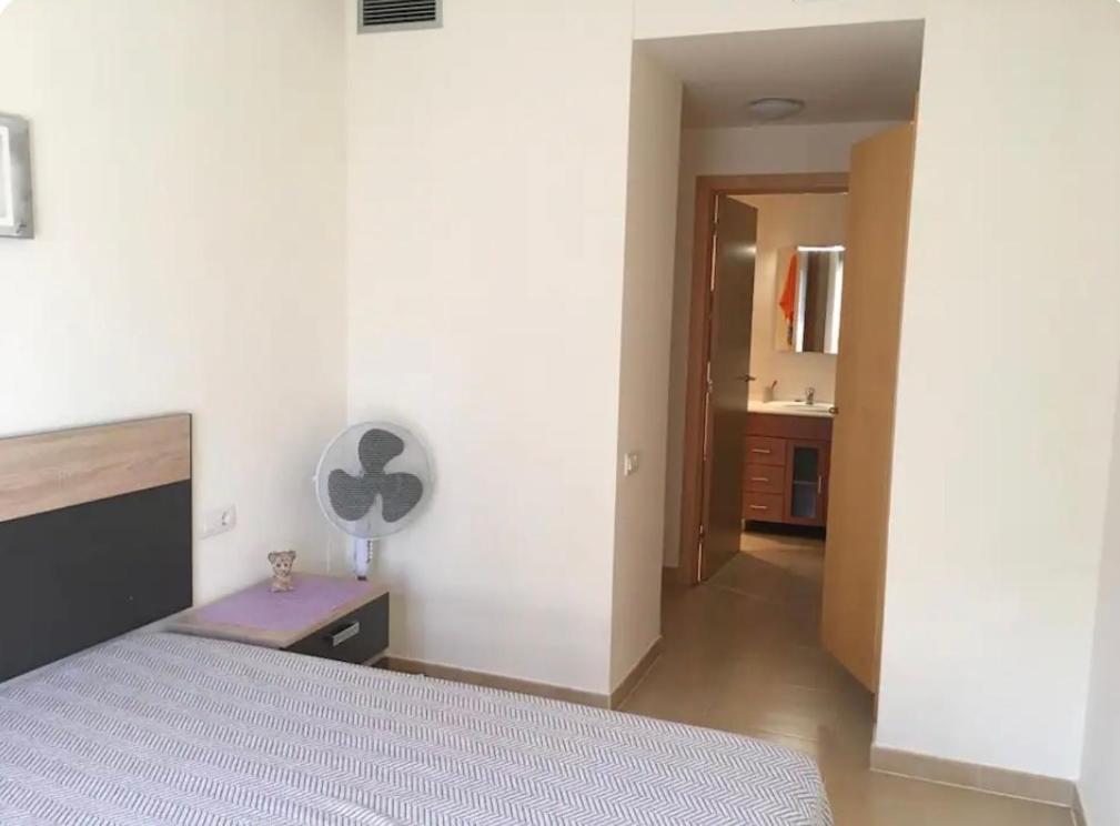 Precioso Piso Cerca De Playa Fenals Con 2 Piscinas Y Terraza Apartamento